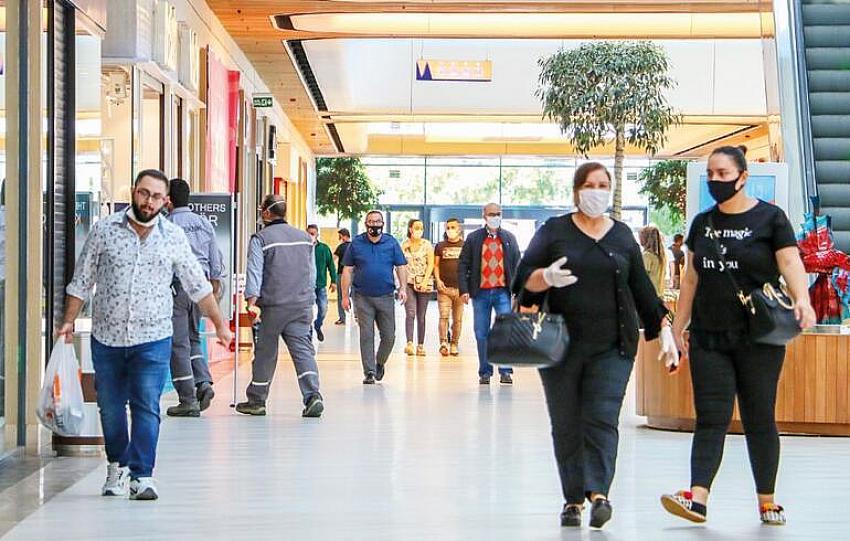 Pandemi kuralları güncellenecek: AVM'lerde test zorunluluğu, aşısızlara ayrı yer gündemde