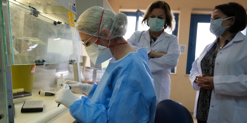 Sinovac-Coronavac aşısı olan kadınlar yüzde 99 oranında antikor geliştirtirdi