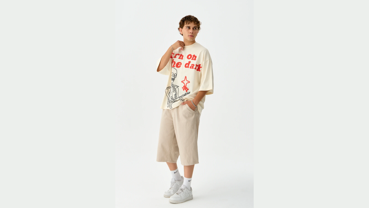 VOIDTROversize Tişörtlerin Çeşitleri ve Tasarım Seçenekleri