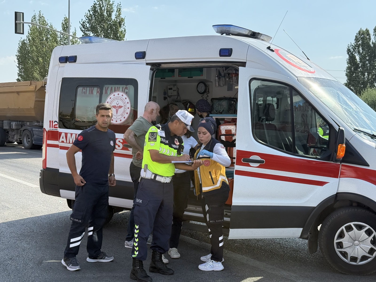 Ankara'da TIR ile ambulans çarpıştı: 5 yaralı - Görsel 2