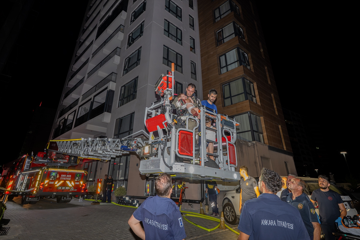 Ankara’da korkutan yangın: 1 bebek 3 kişi öldü, 20 kişi dumandan etkilendi - Görsel 3