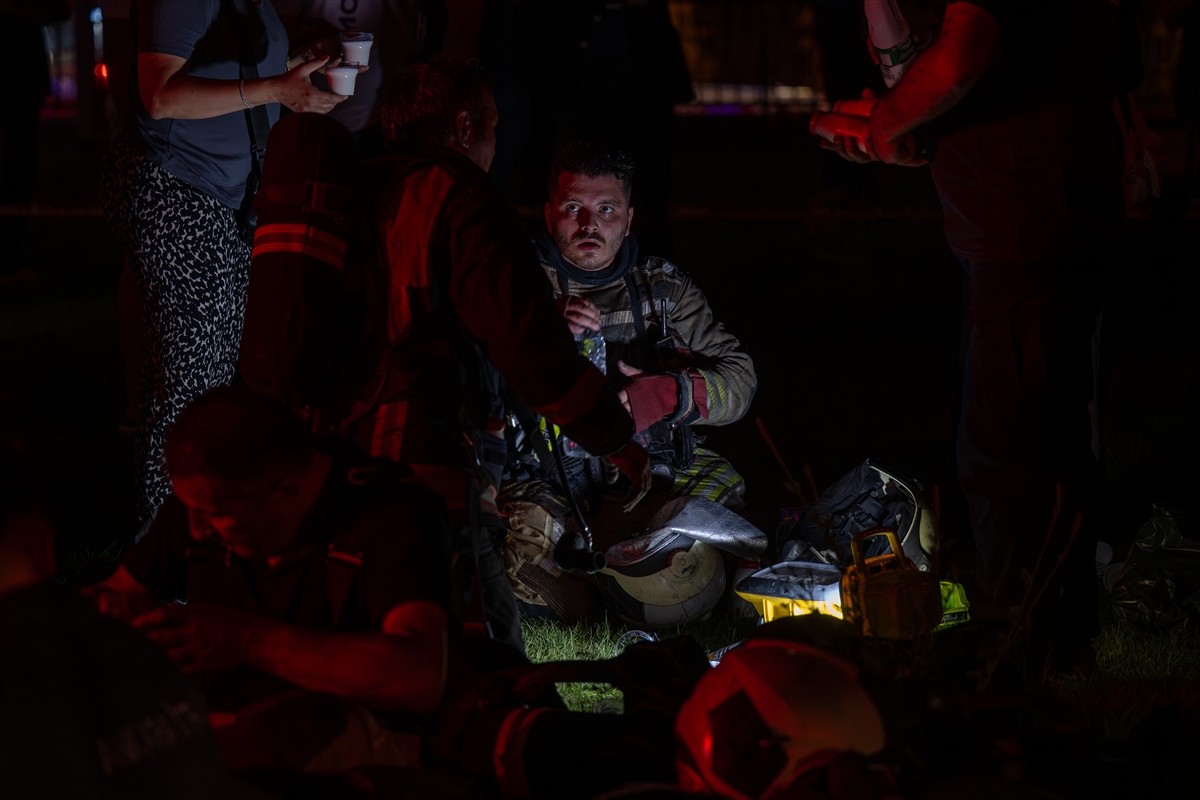 Ankara’da korkutan yangın: 1 bebek 3 kişi öldü, 20 kişi dumandan etkilendi - Görsel 16