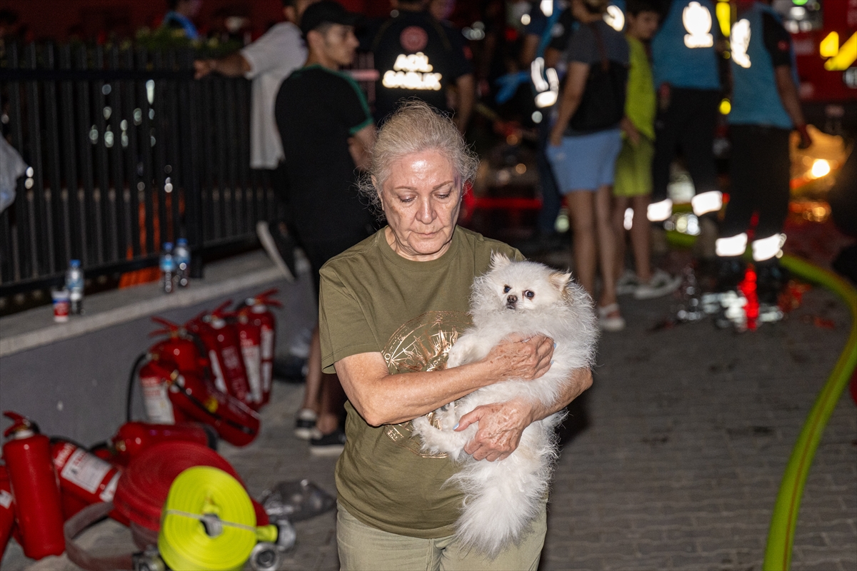 Ankara’da korkutan yangın: 1 bebek 3 kişi öldü, 20 kişi dumandan etkilendi - Görsel 17