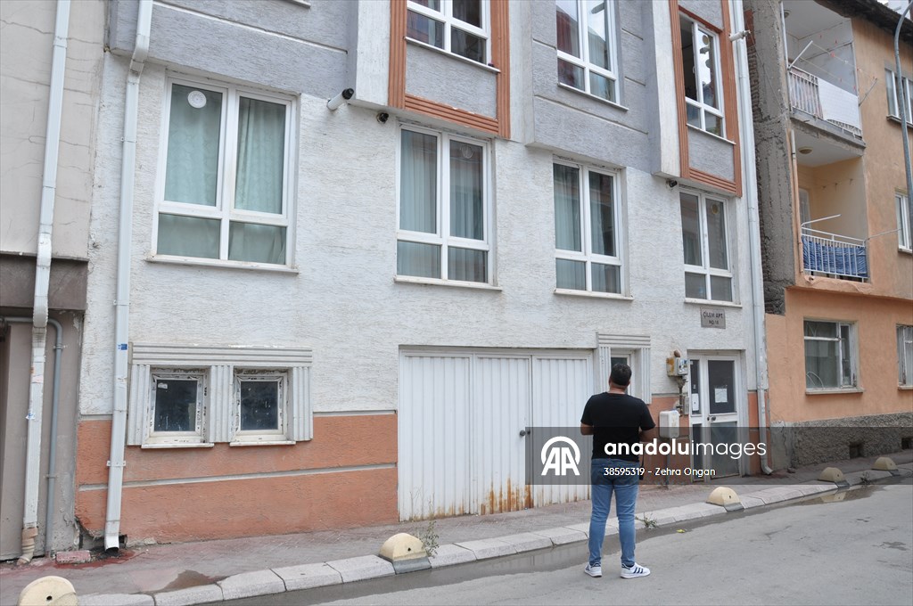 Eskişehir'de bir kadın eski erkek arkadaşı tarafından bıçakla öldürüldü - Görsel 1