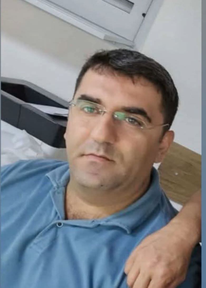 Ağladığı için gezdirdiği çocuğu kucağındayken silahlı kavganın ortasında kalıp ölmüş - Görsel 4