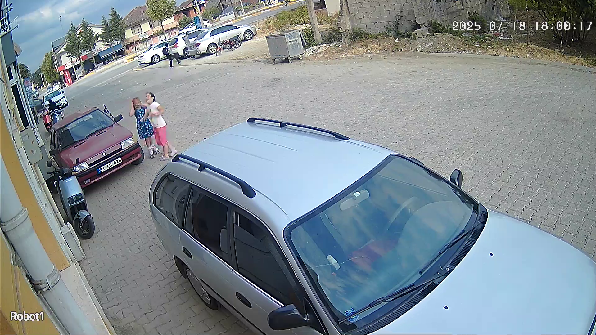 Düzce de Cezaevinden çıkan ağabeyinin katilini öldüren şüpheli tutuklandı - Görsel 5