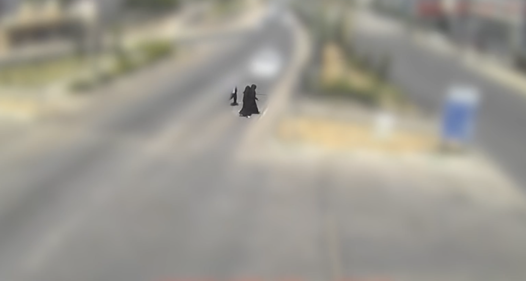 Çarşaf giyip dilenci kılığına girerek 1 milyon TL’lik hırsızlık yapan 3 şüpheli tutuklandı - Görsel 1