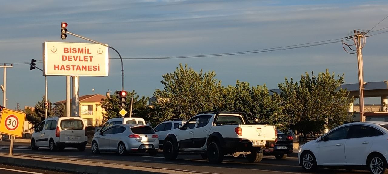 Diyarbakır - Sulama kanalına düşen oğlunu kurtardı, kendi boğuldu - Görsel 2