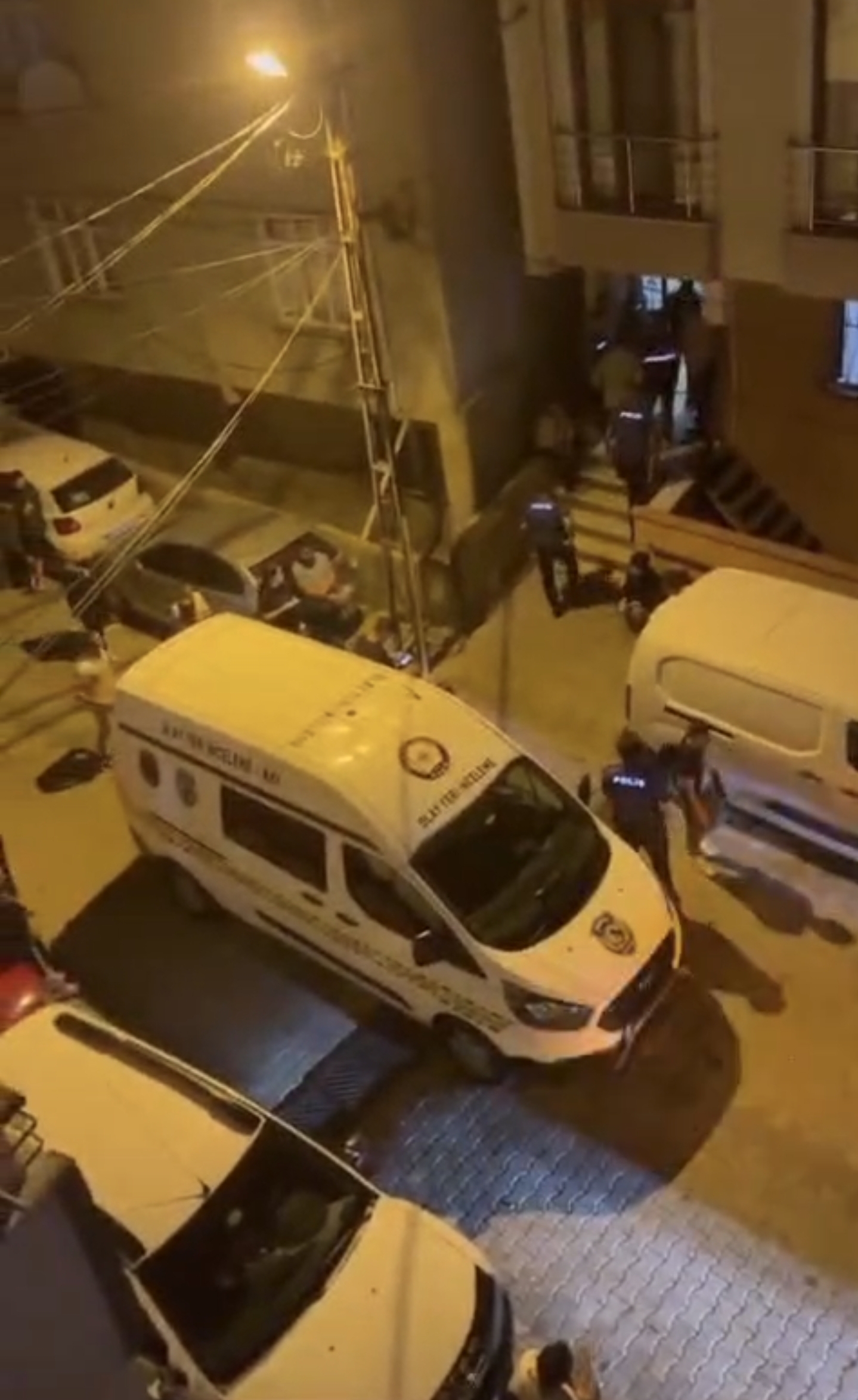 İstanbul- Sancaktepe'de tartıştığı anne ve babasını bıçakla öldürdü - Görsel 5