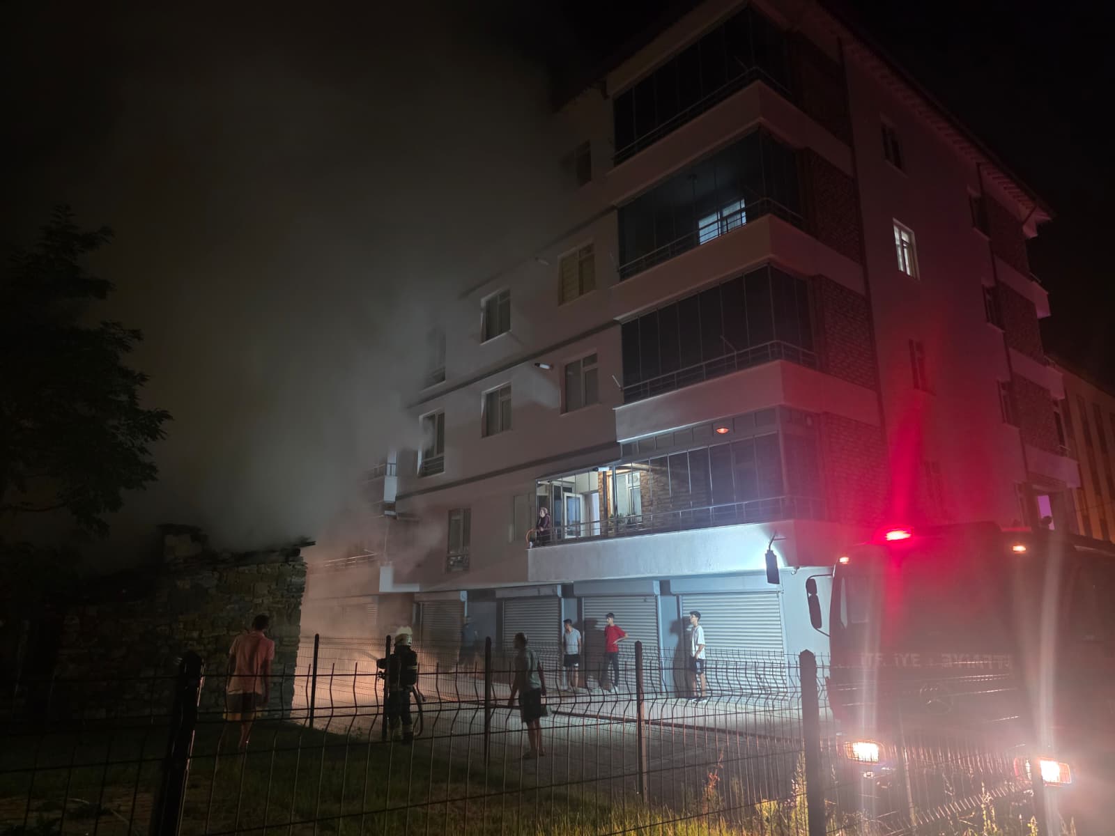 Seydişehir'de Metruk Evde Çıkan Yangın Korku Dolu Anlar Yaşattı - Görsel 5