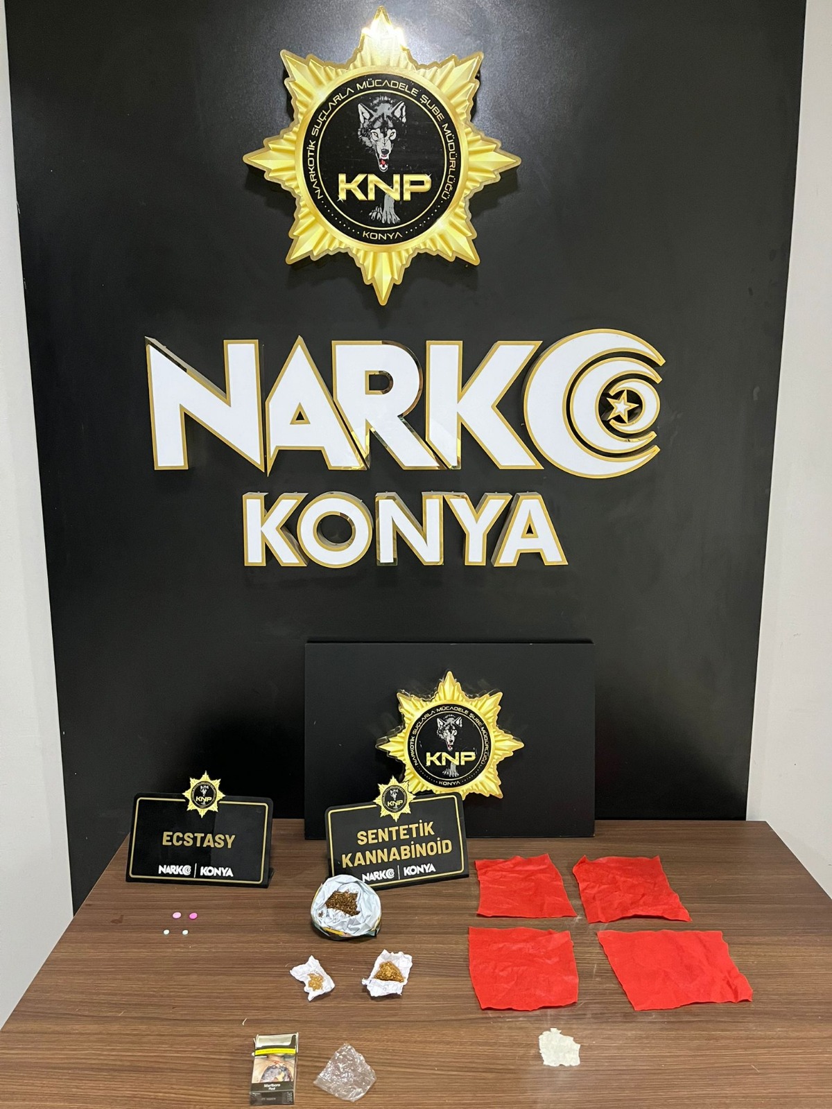 KONYA’DA NARKOTİK OPERASYONLARINDA 74 ŞAHIS TUTUKLANDI - Görsel 3