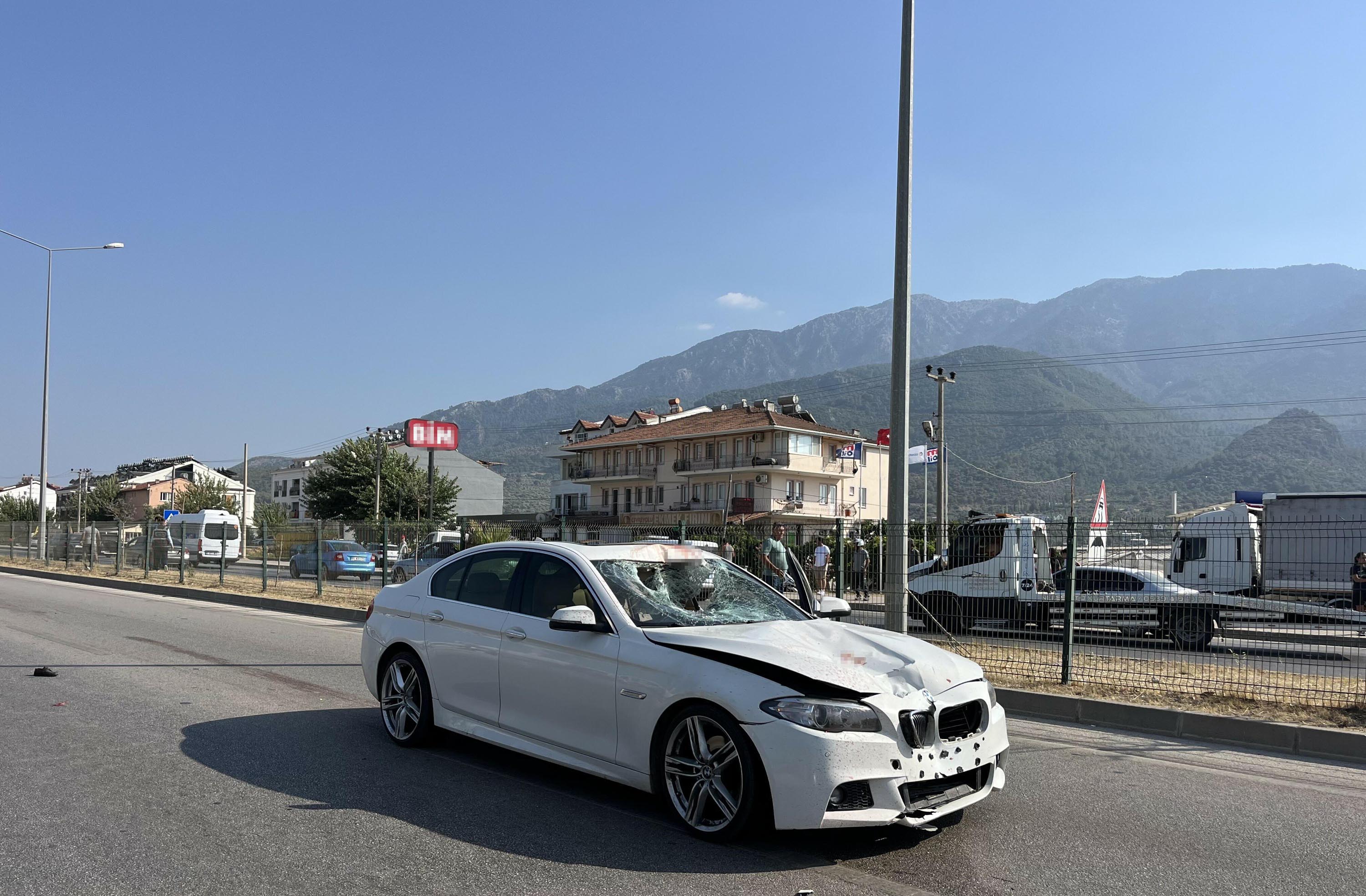 Muğla'da otomobilin çarpması sonucu ölen eski milletvekili toprağa verildi - Görsel 8