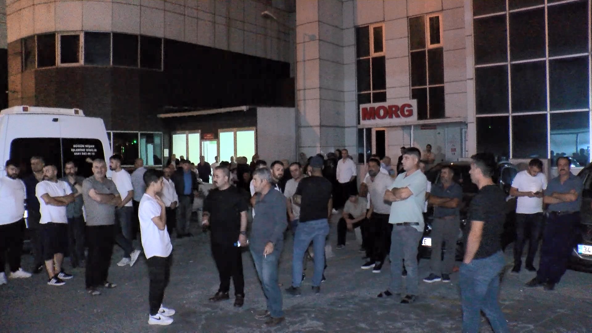 İstanbul - Eyüpsultan'da silahlı saldırıya uğrayan taksici hayatını kaybetti - Görsel 3