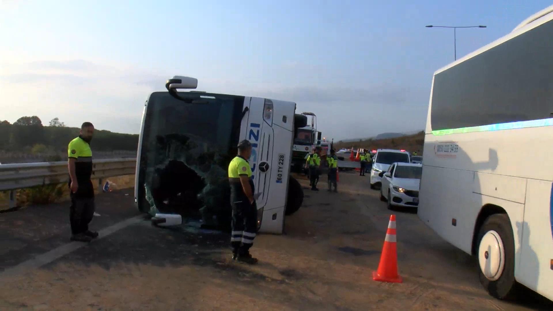 İstanbul - Kuzey Marmara Otoyolu'nda yolcu otobüsü devrildi: 3 ölü, 20 yaralı - Görsel 4
