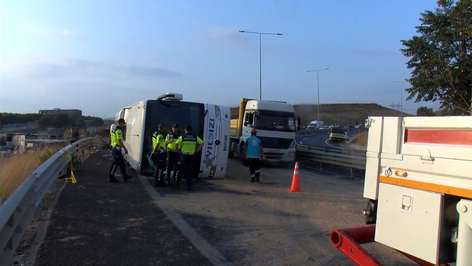 İstanbul - Kuzey Marmara Otoyolu'nda yolcu otobüsü devrildi: 3 ölü, 20 yaralı - Görsel 5
