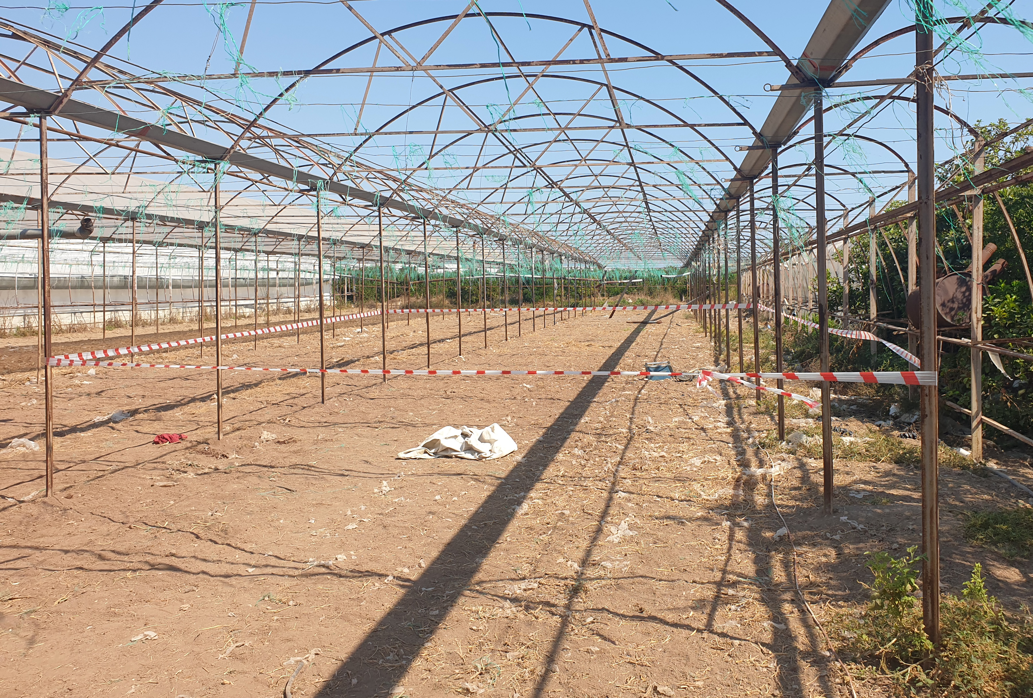 Antalya'da Pompalı tüfekle husumetlisinin serasını bastı; 2 ölü - Görsel 4