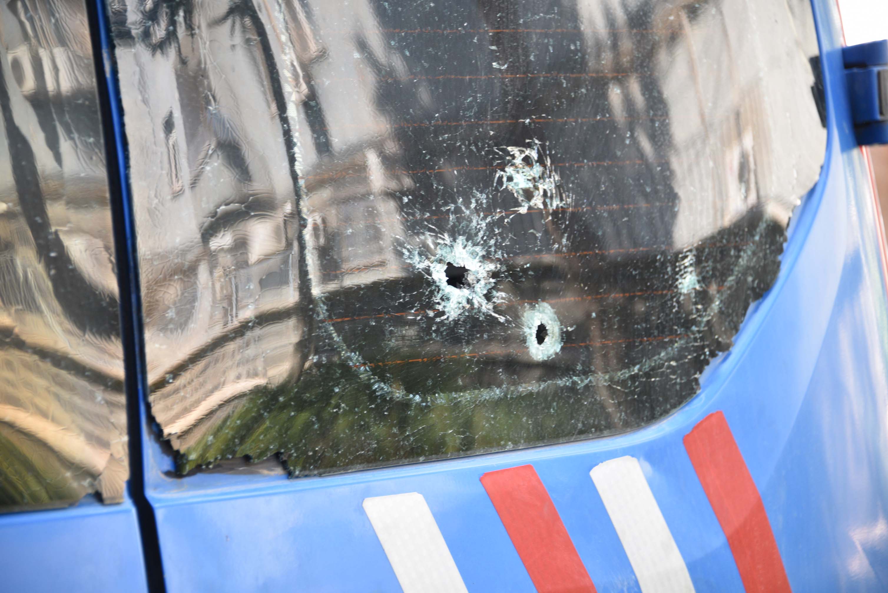 Jandarma aracındaki 2 kuzenin silahlı saldırıya uğradığı anlar kamerada - Görsel 4