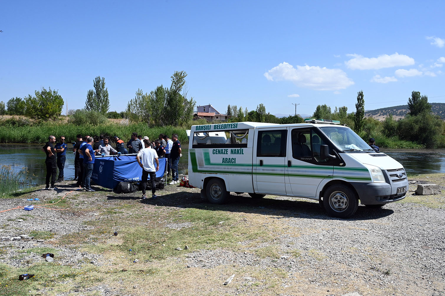 Kızılırmak'a düşen arkadaşını kurtarmak isterken birlikte boğuldular - Görsel 5