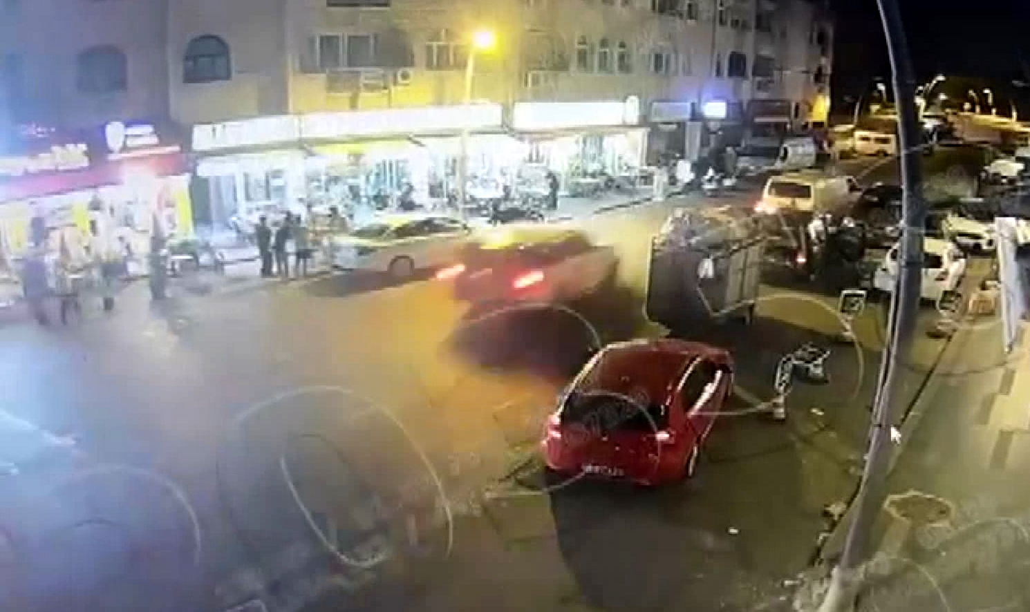 Antalya- Kazaya karışan sürücünün kaçarken cipiyle çarptığı pazarcı öldü - Görsel 3