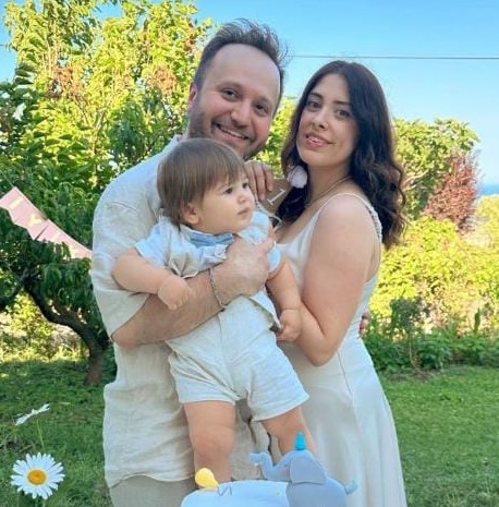 Kızılırmak'a uçan otomobildeki anne- oğul öldü, baba kurtarıldı - Görsel 1