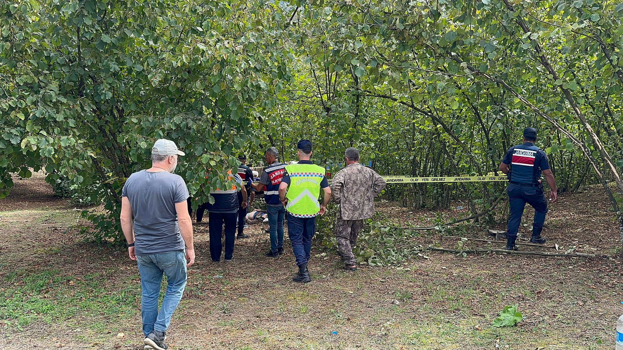 Sakaryada Traktörden düşüp teker ile ağaç arasına sıkışan sürücü öldü - Görsel 3