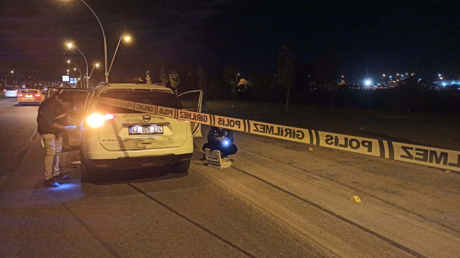 Konyada Havalimanına giderken otomobille önü kesilip, tabancayla vuruldu - Görsel 2