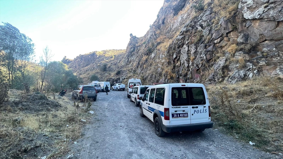 Kayseri'de Kırlangıç Vadisi'nde tırmanış esnasında düşen dağcı hayatını kaybetti - Görsel 1