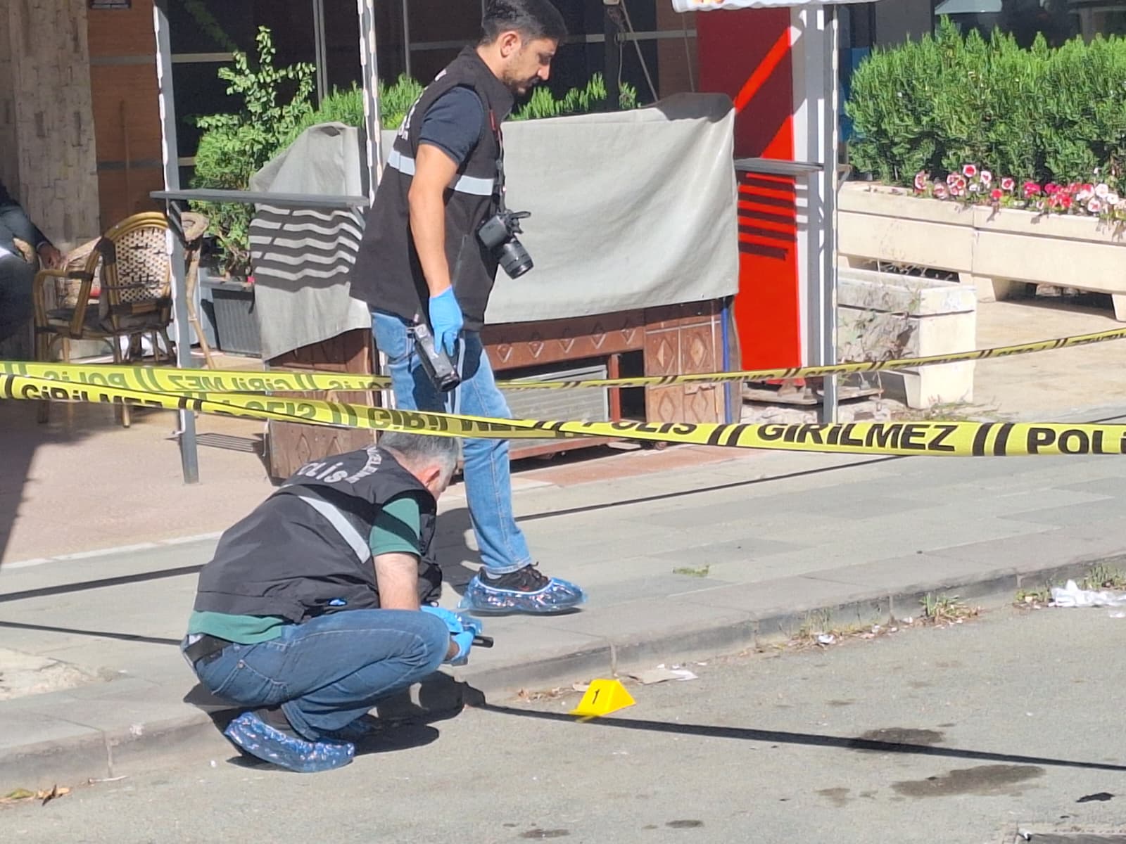Ankara'da iş insanına silahlı saldırı: Şoförü tarafından vuruldu - Görsel 3