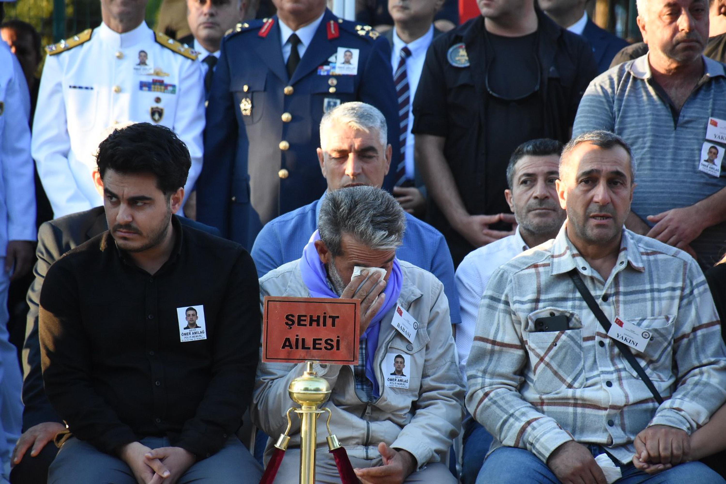 İzmir'de polis merkezine saldırıda şehit sayısı 3'e çıktı  - Görsel 3