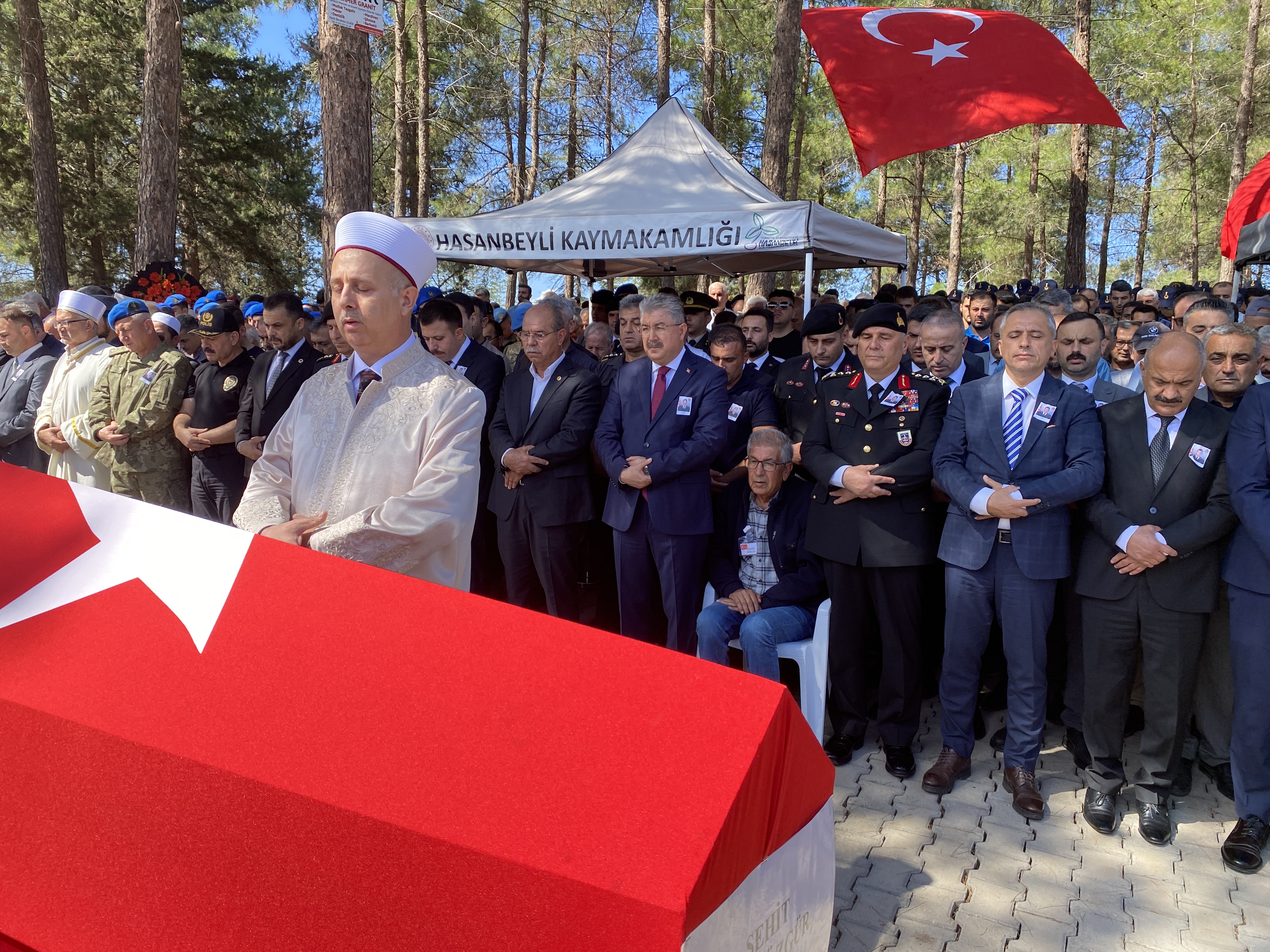 Trafik kazasında şehit olan astsubay, Osmaniye'de toprağa verildi - Görsel 8