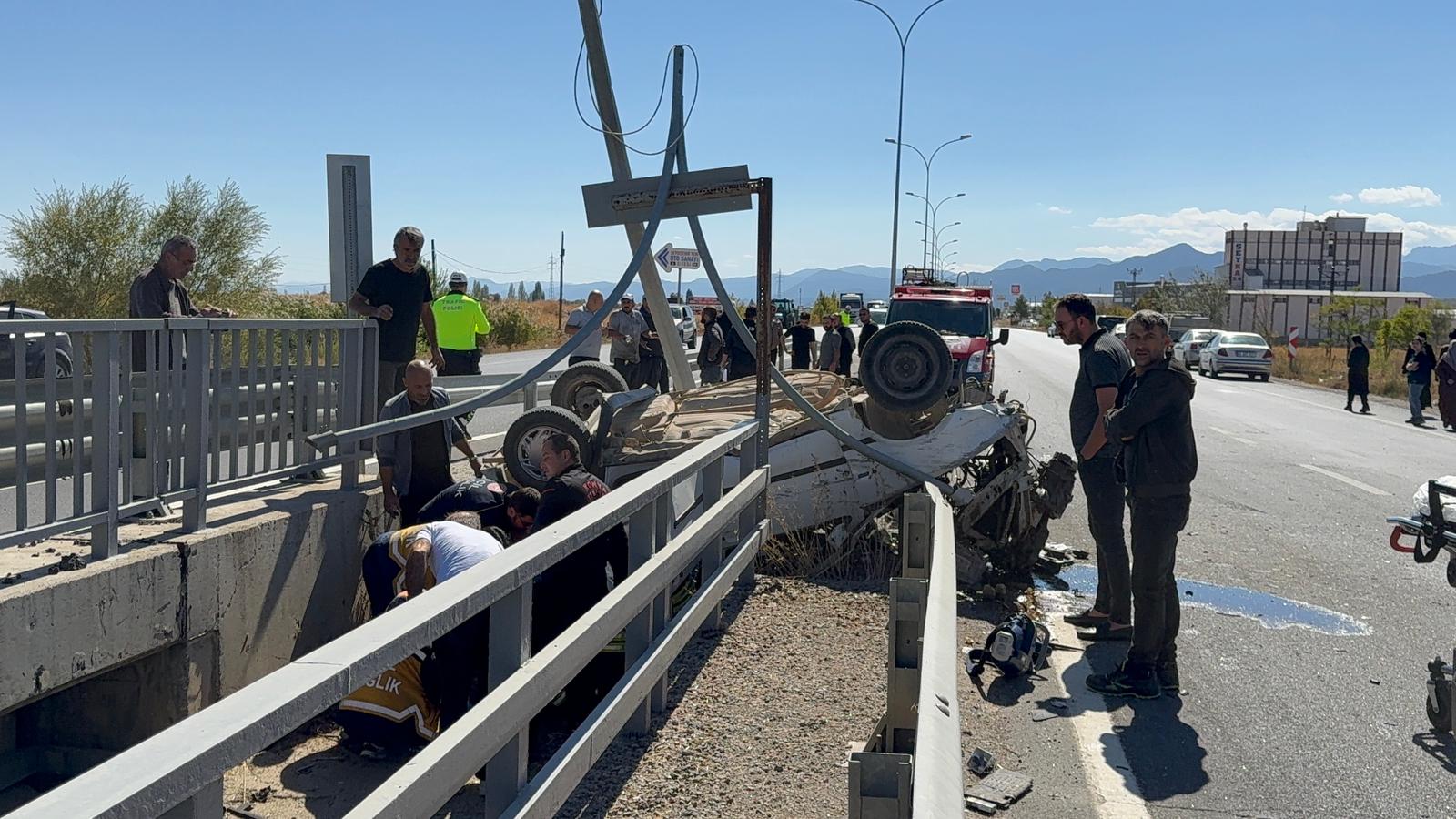 Seydişehir'de Korkunç Kaza: Otomobil Takla Attı, 2 Kişi Yaralı - Görsel 5