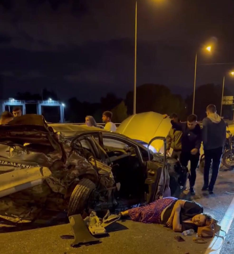 Antalya- Kaza geçiren hemşirenin kalp masajıyla hayatta tutmak istediği teyzesi kurtarılamadı - Görsel 2