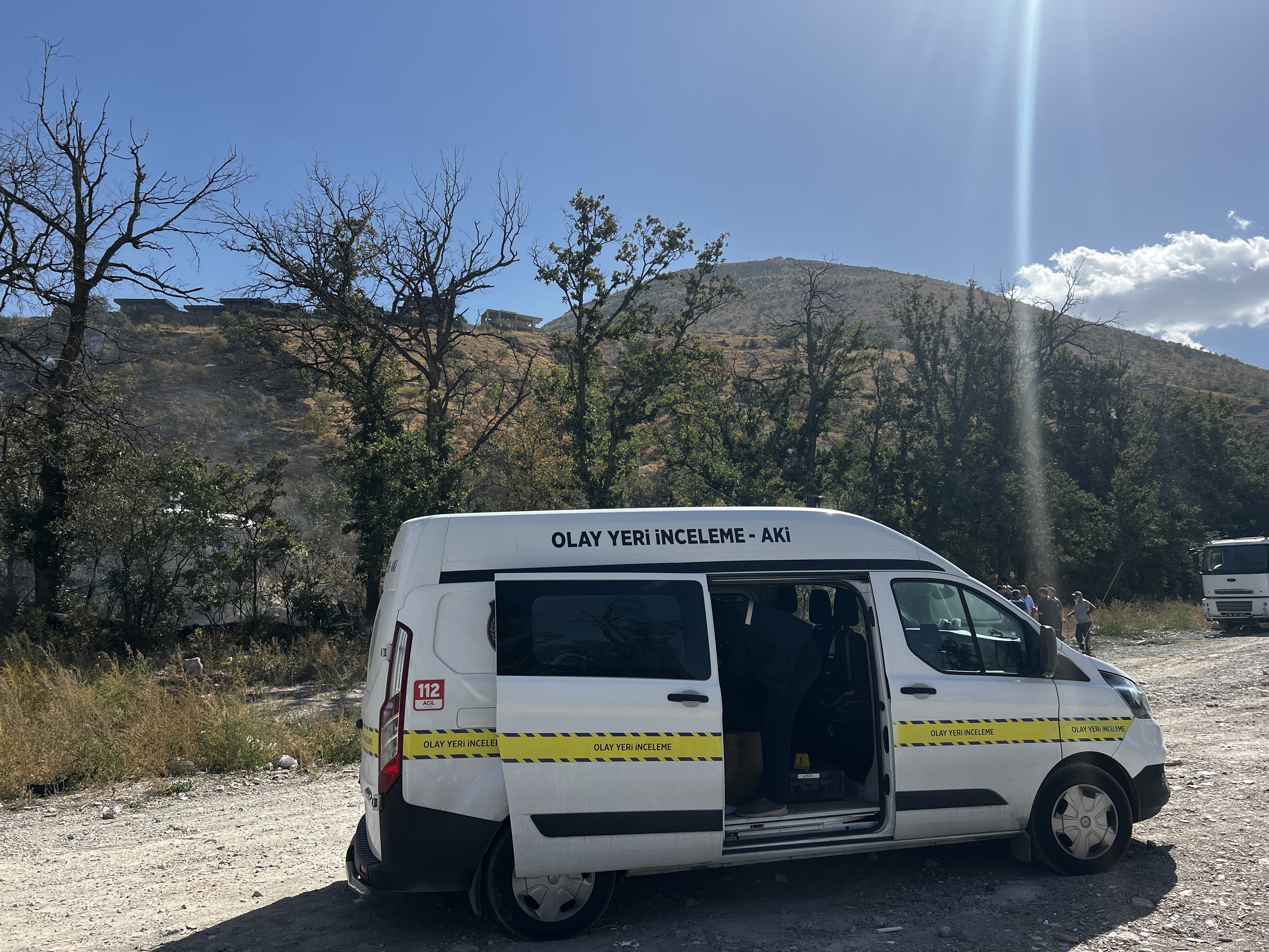  Kayseri'de Patlıcan ve biber közlerken dağdaki otluk araziyi yaktı - Görsel 7