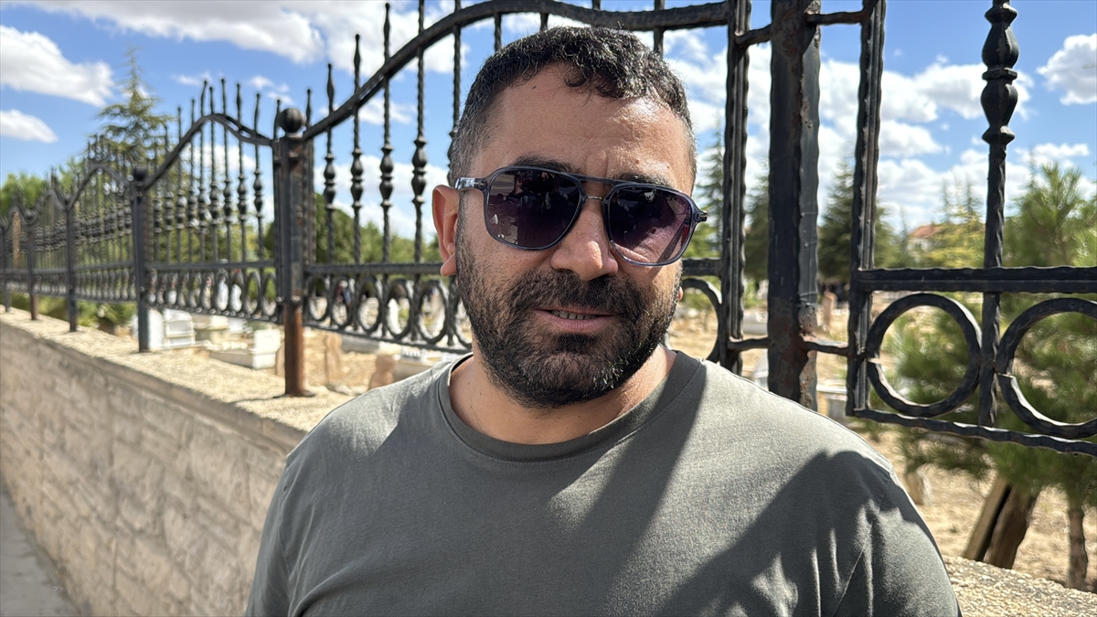 Konya'da güvenlik kamerasınca kaydedilen kazada hayatını kaybeden öğretmeni tanıyanlar anlattı - Görsel 2