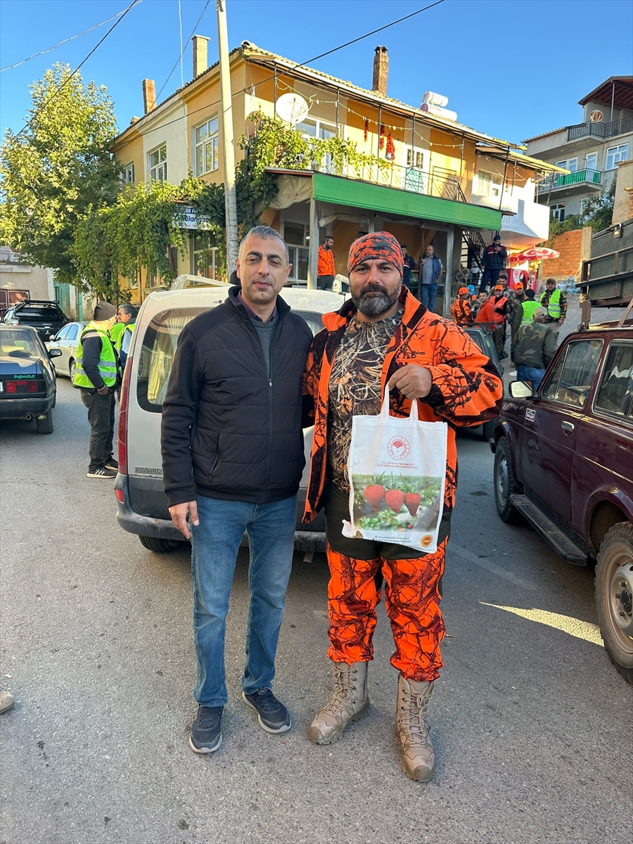 Konya'nın Hüyük ilçesinde  sürek   avında   40 domuz avlandı - Görsel 3