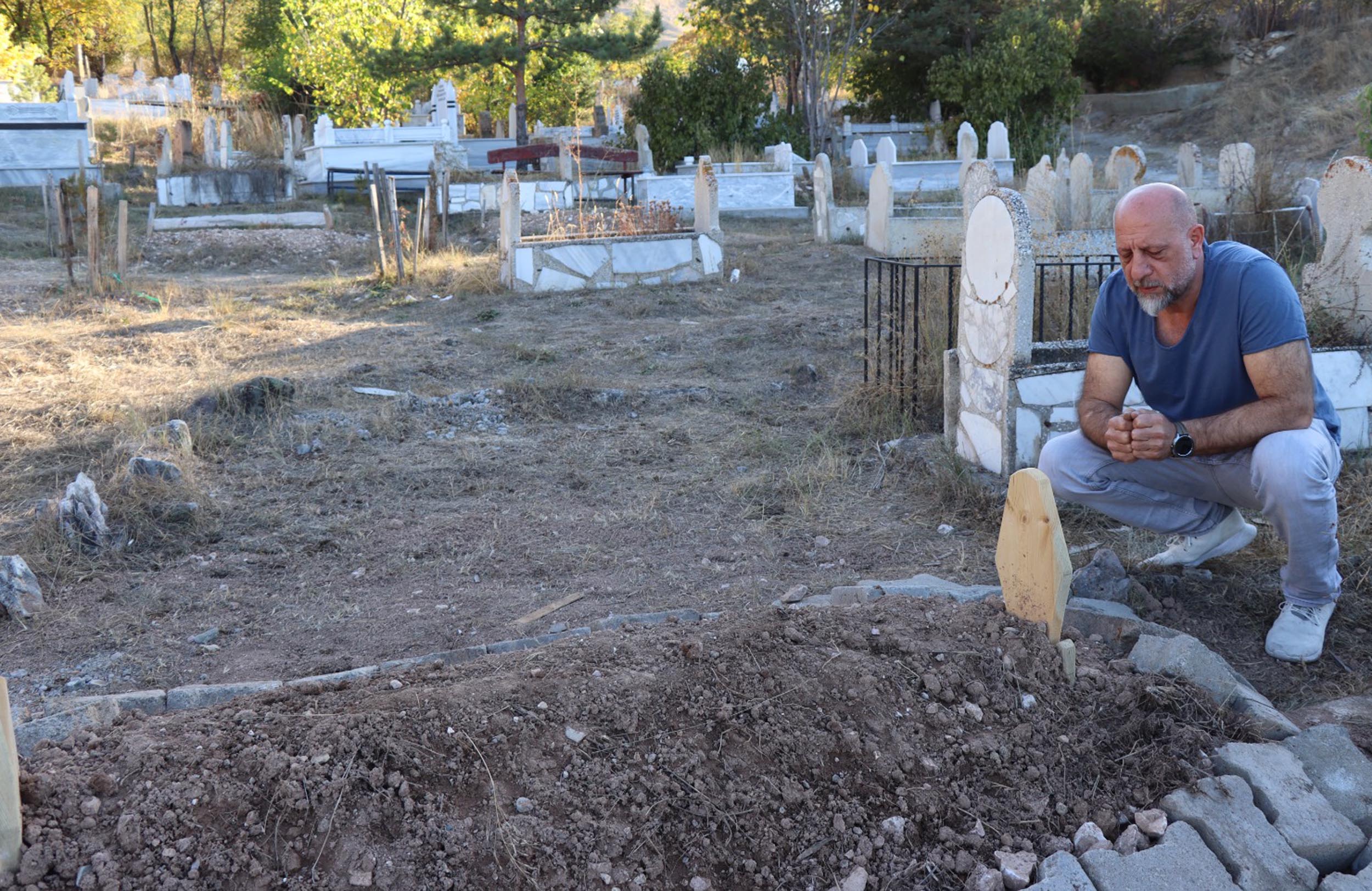 Erzurum'da Babaları vefat edince veraset ilamı çıkarmak istediler, ölü göründüklerini öğrendiler - Görsel 4