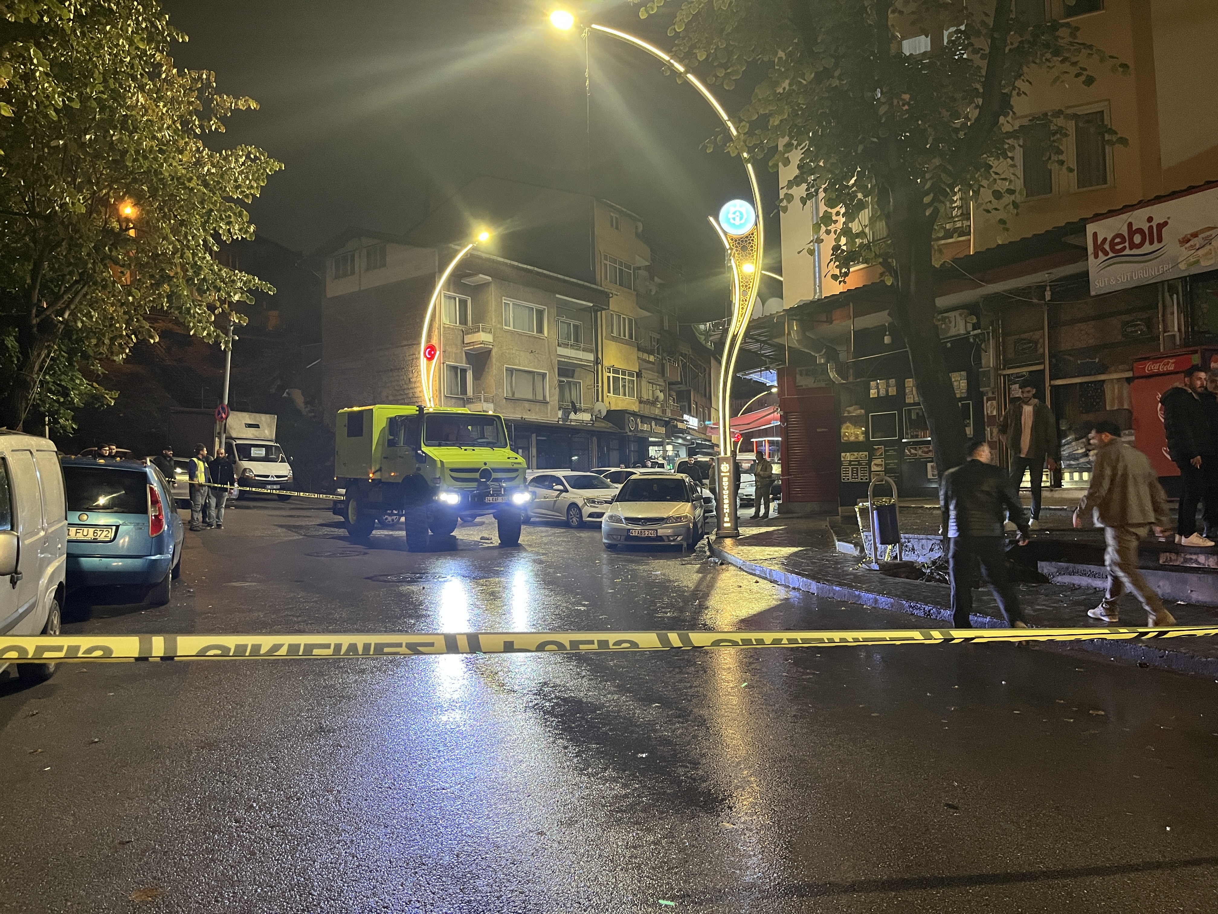 Kocaeli de Jiletle çevresindekilere taşkınlık yaptı, tabanca ile öldürüldü - Görsel 1