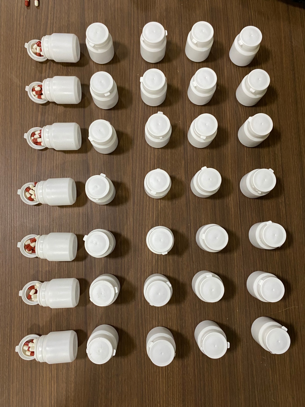 KONYA NARKOTİK POLİSİ ZEHİR TACİRLERİNE GÖZ AÇTIRMIYOR: 282 TUTUKLAMA - Görsel 4