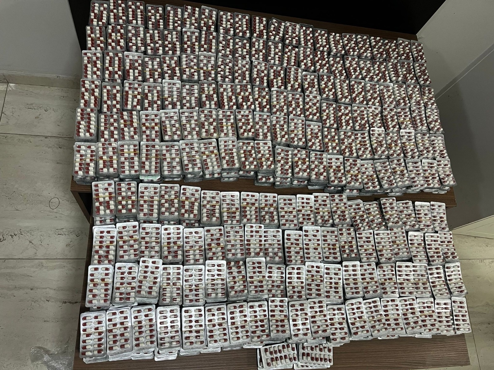 KONYA NARKOTİK POLİSİ ZEHİR TACİRLERİNE GÖZ AÇTIRMIYOR: 282 TUTUKLAMA - Görsel 5