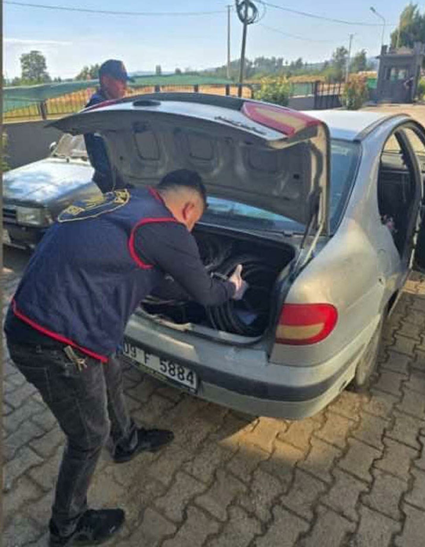 Gündüzleri çobanlık, geceleri de hırsızlık yapıyorlardı ; 9 tutuklama - Görsel 6