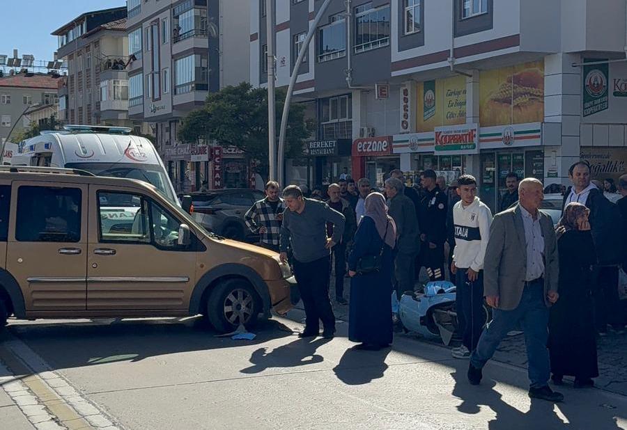 Seydişehir'in Kaderi Haline Gelen Cadde: Atatürk Caddesi'nde Yine Motosiklet Kazası! - Görsel 1