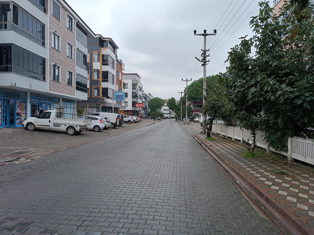 İzmirde Otomobil gasbetti, 2 kişiyi öldürüp, 2'si polis 7 kişiyi yaraladı; çatışmada etkisiz hale getirild - Görsel 9