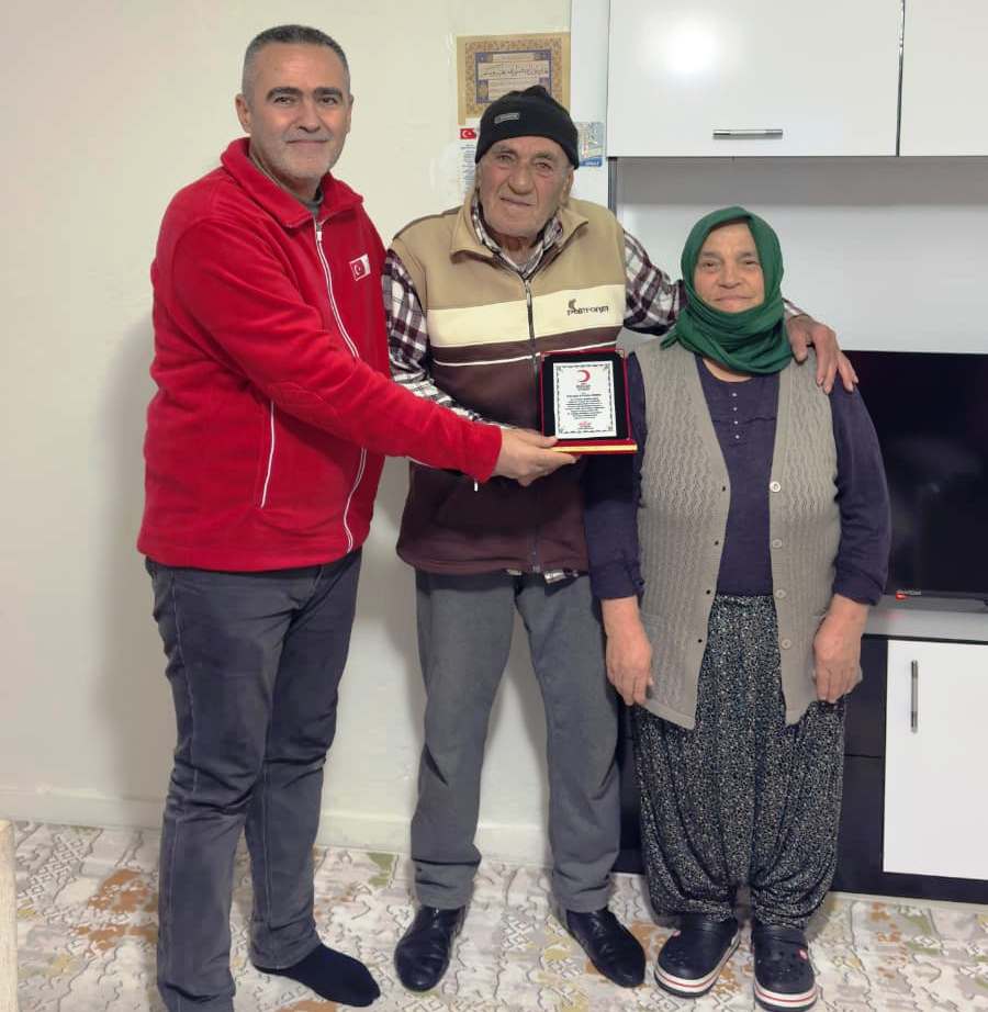 KIZILAY'DAN ANLAMLI ZİYARET - Görsel 2