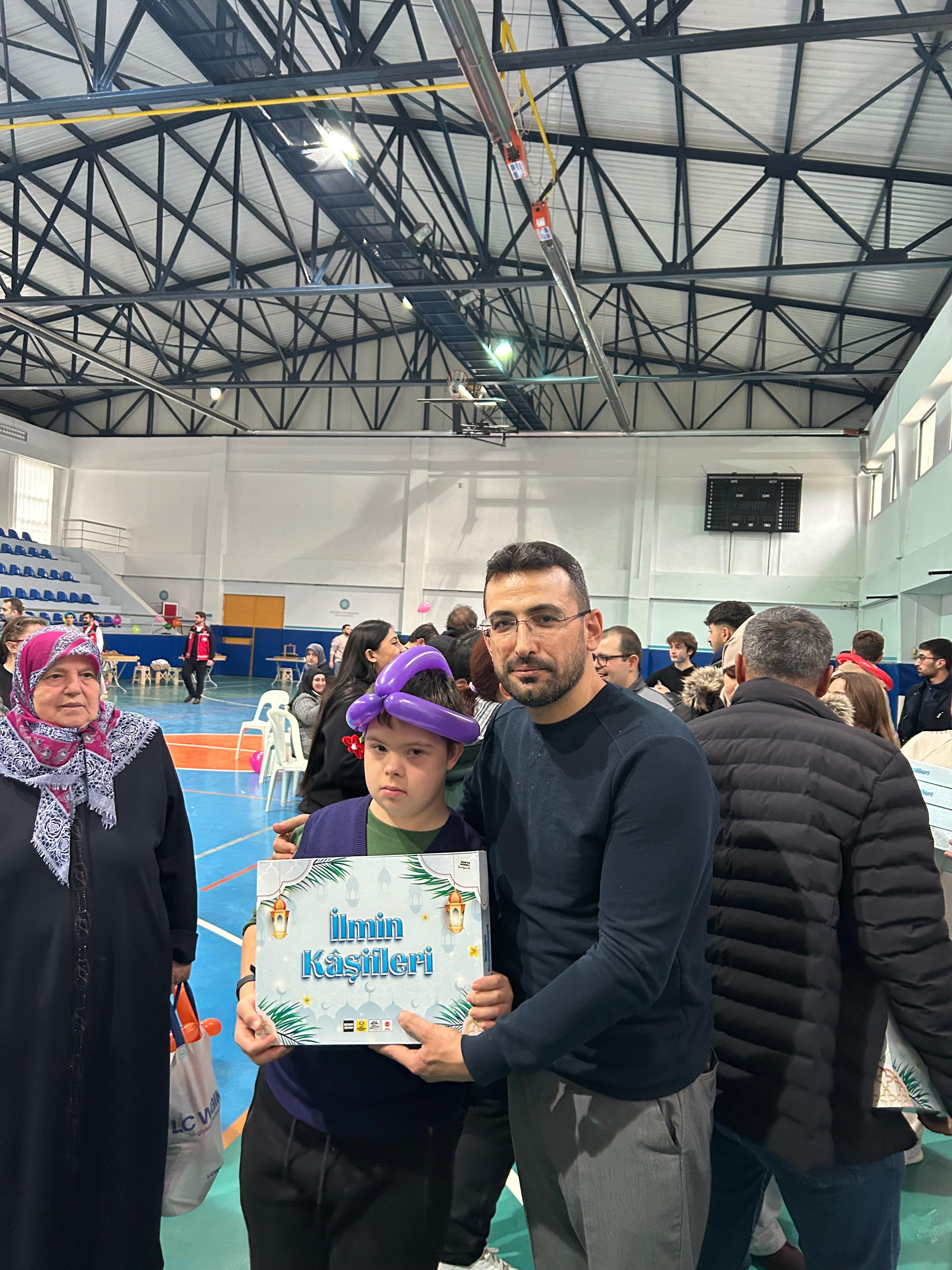 SEYDİŞEHİRDE GÜLEN YÜZLER ŞENLİĞİ  - Görsel 1