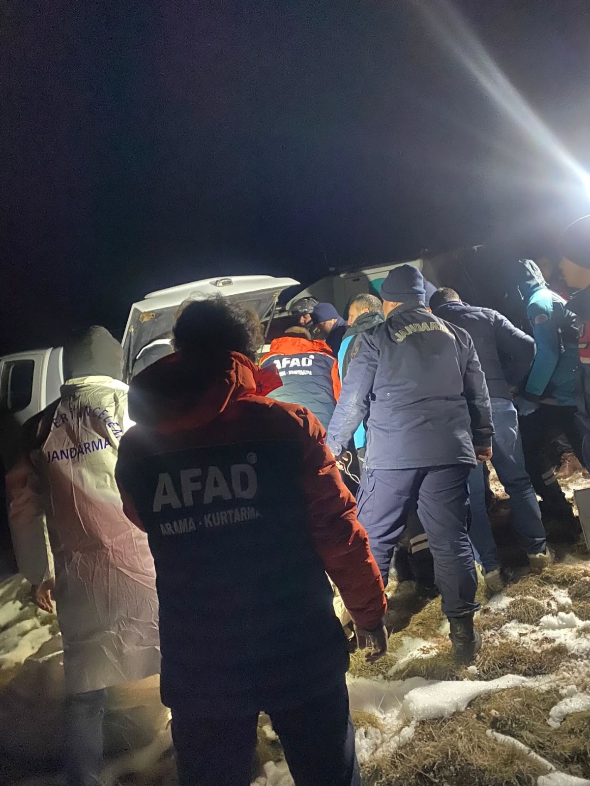  Konya'nın Derbent ilçesine bağlı dağlık bir alanda, kalp krizi geçiren bir kişi yaşamını yitirdi. - Görsel 3