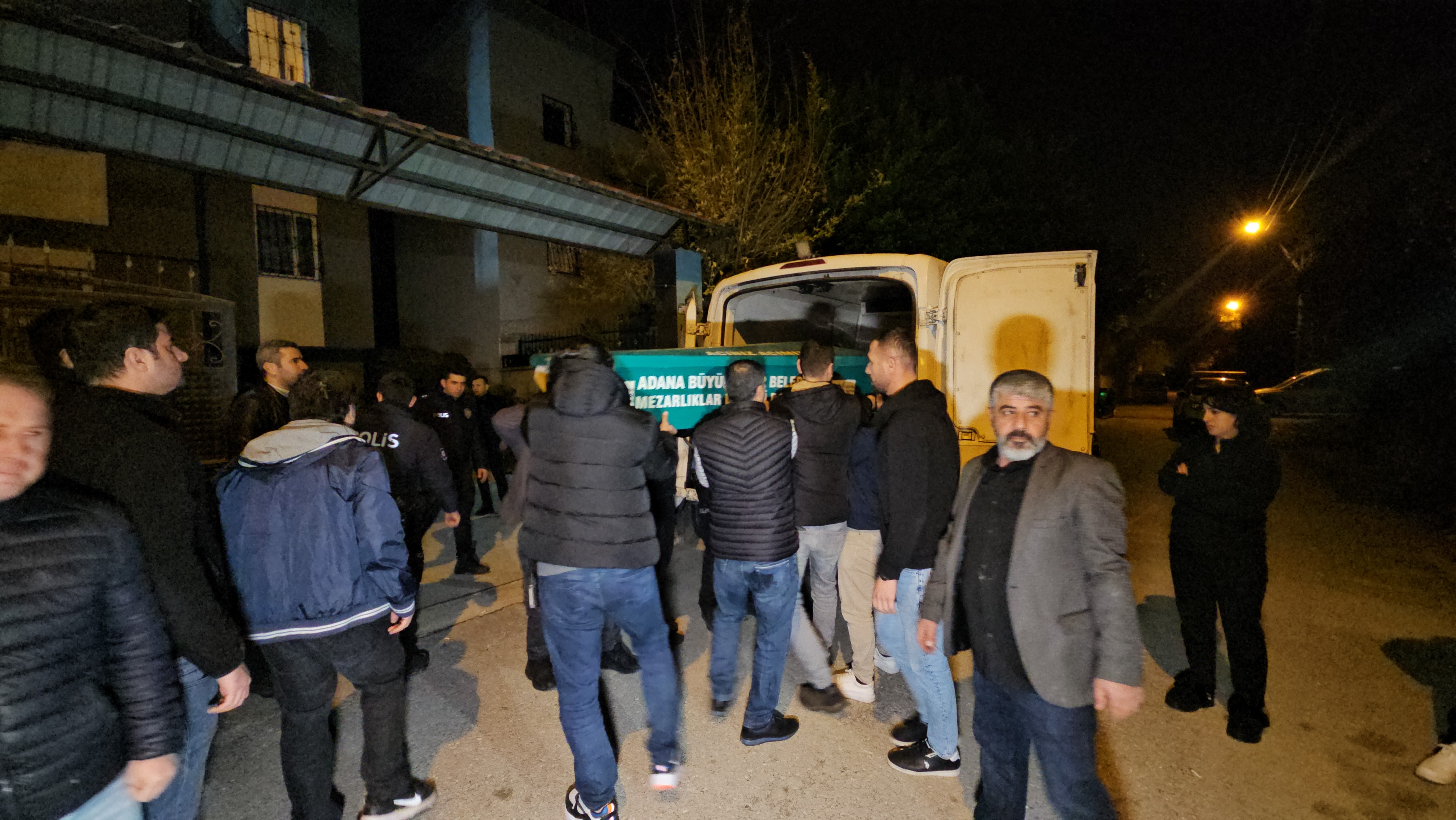 Adana'da biri engelli iki çocuğunu öldürüp, intihar etti - Görsel 6