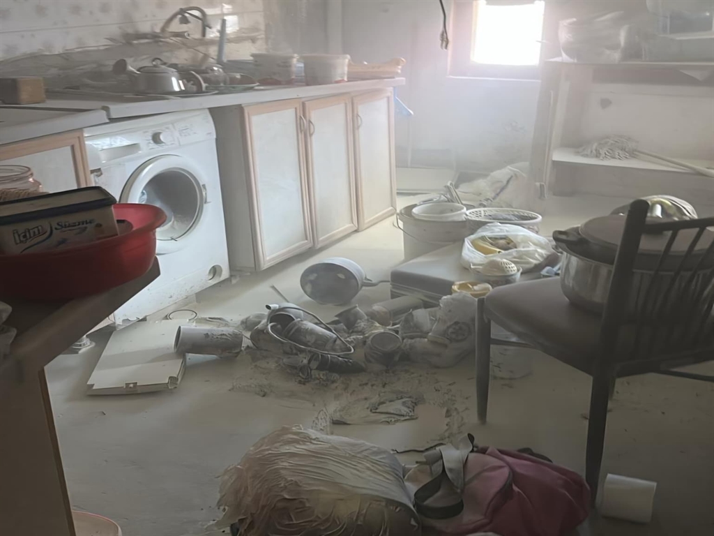 Konya'da Polise kurusıkı tabanca ve av tüfeğiyle ateş açan şüpheli gözaltına alındı - Görsel 1