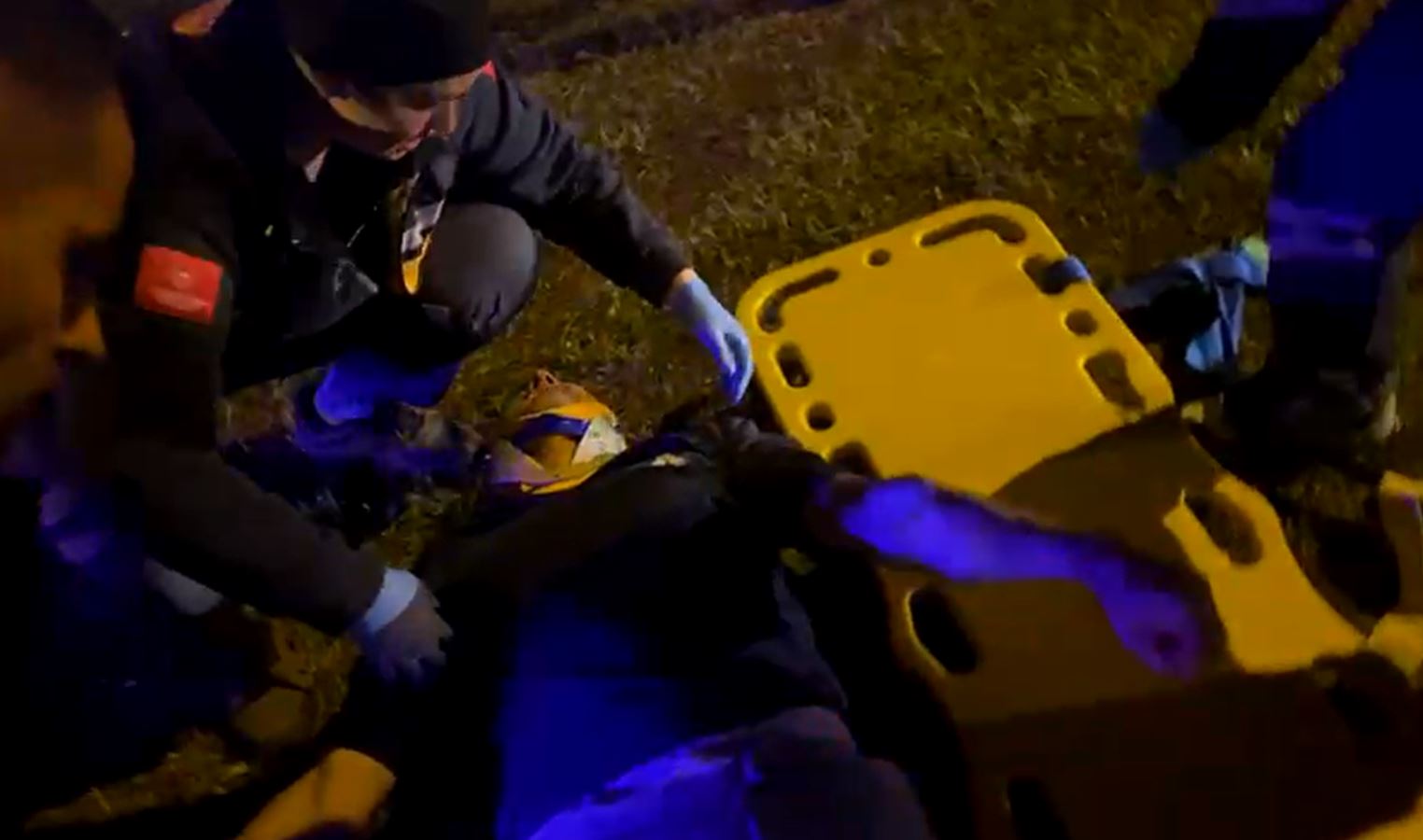 Önündeki otomobile arkadan çarpıp kaçtı; 2 uzman çavuş yaralı - Görsel 1