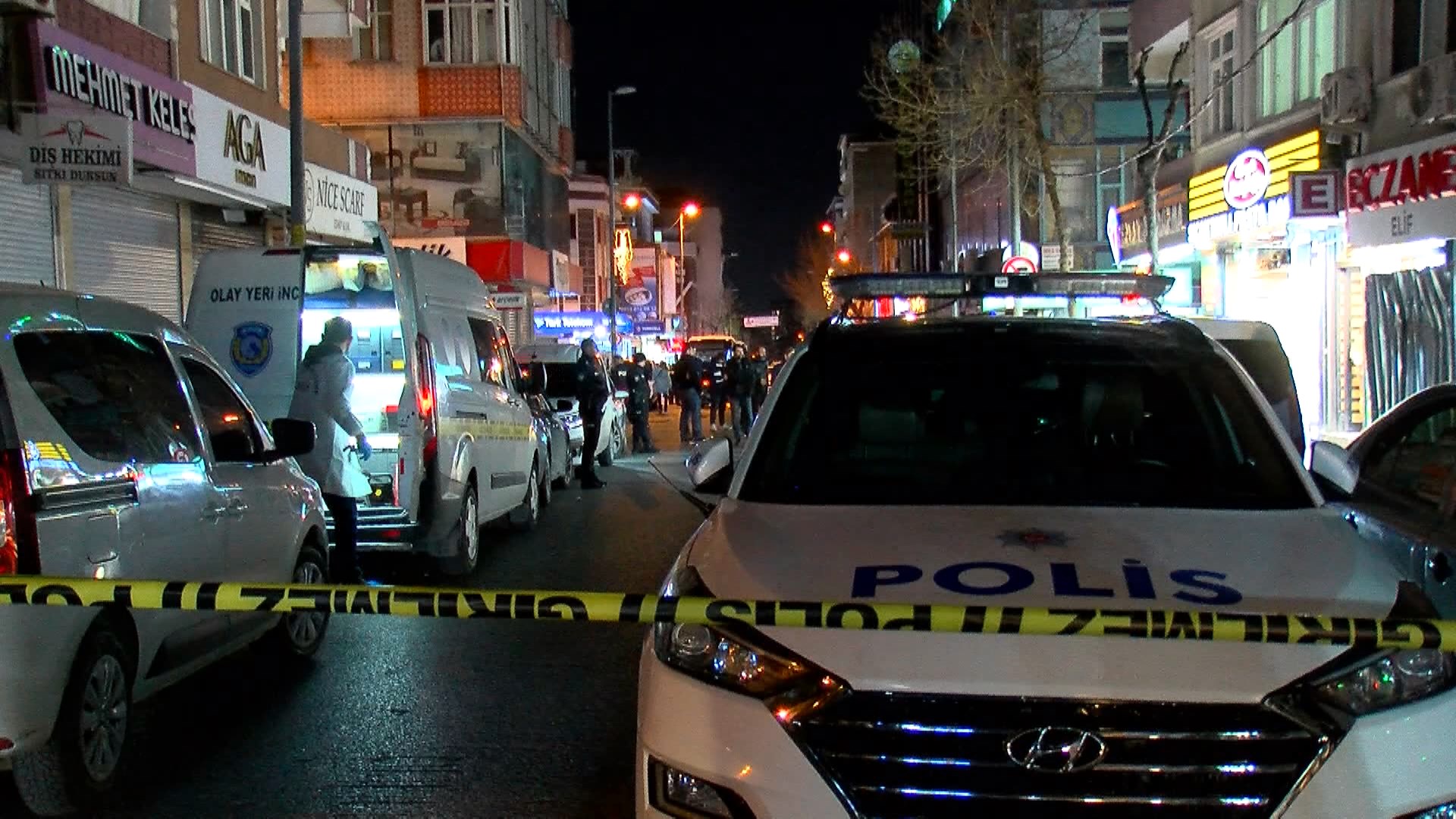 İstanbul – Küçükçekmece’de silahlı saldırı: 2 ölü, 1 yaralı  - Görsel 8