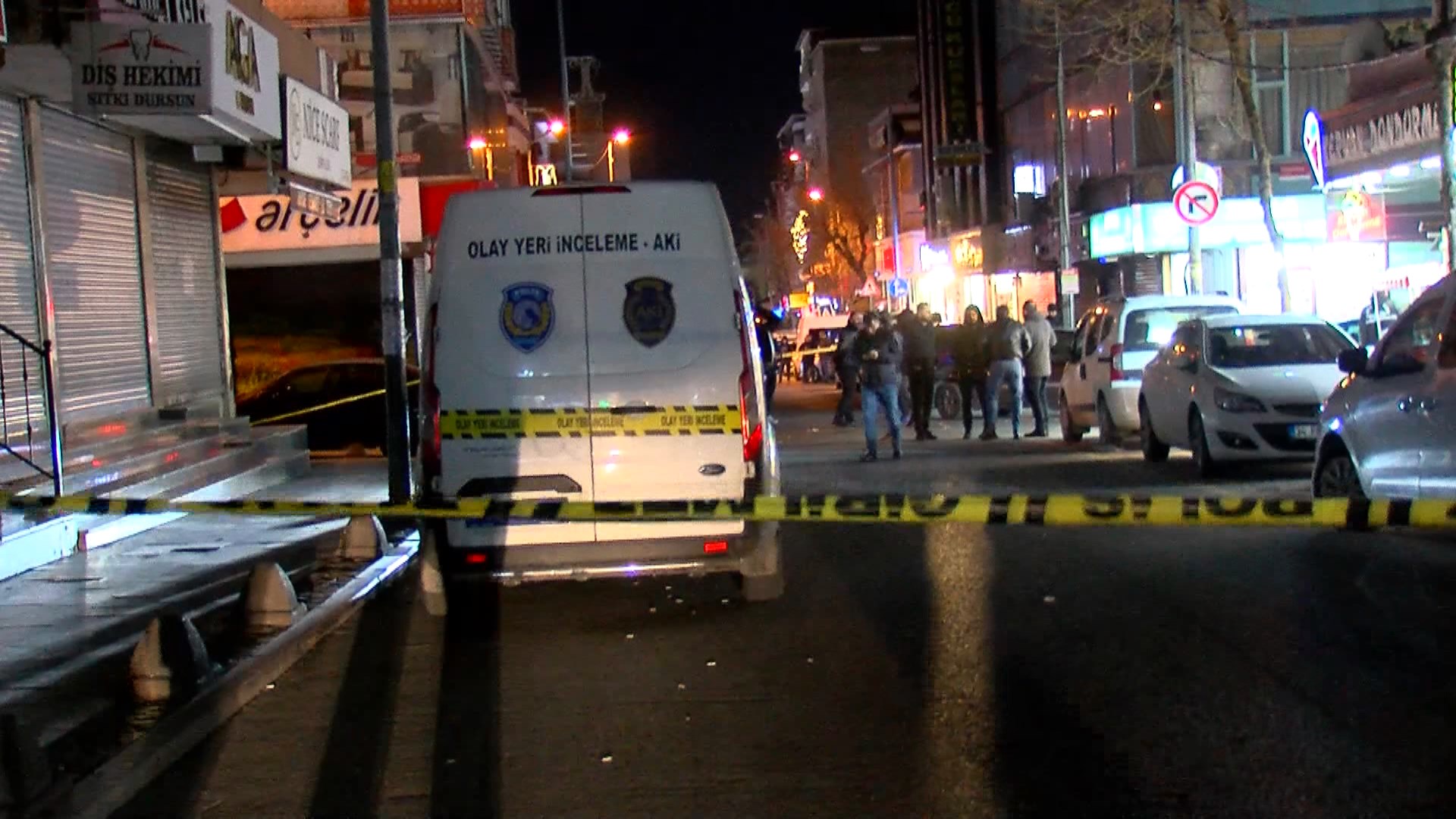 İstanbul – Küçükçekmece’de silahlı saldırı: 2 ölü, 1 yaralı  - Görsel 9